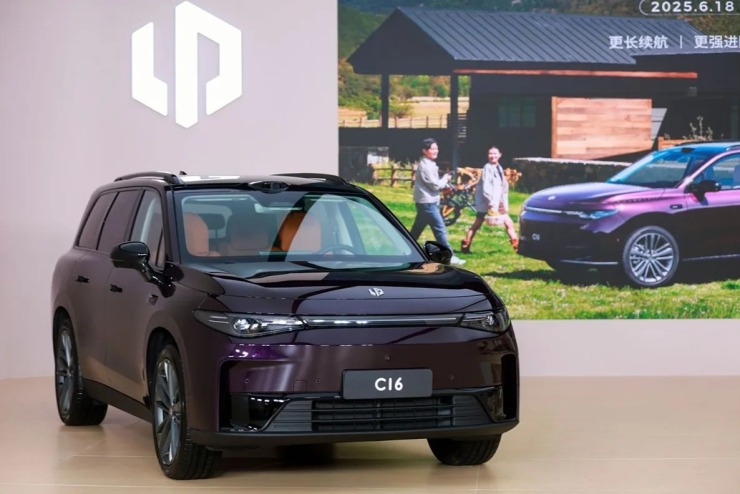 Αυτό είναι το νέο Leapmotor C16 που έρχεται Ευρώπη με τιμή-έκπληξη