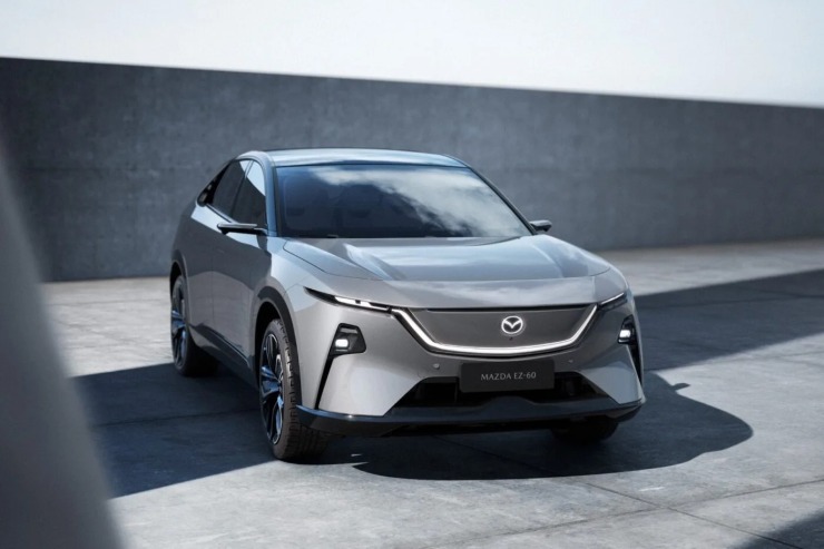 Η Mazda ξεκινά τη μαζική παραγωγή του EZ-60