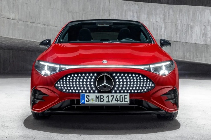 Mercedes CLA: Πόσο κοστίζει πραγματικά με όλα τα προαιρετικά πακέτα