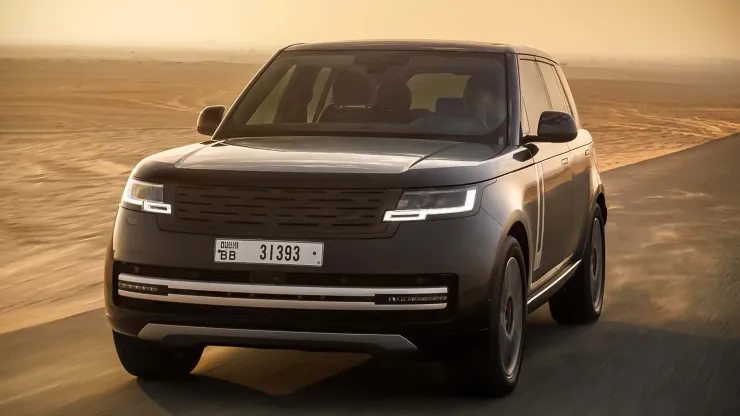 Πρώτες εικόνες του ηλεκτρικού Range Rover με τους 4 κινητήρες
