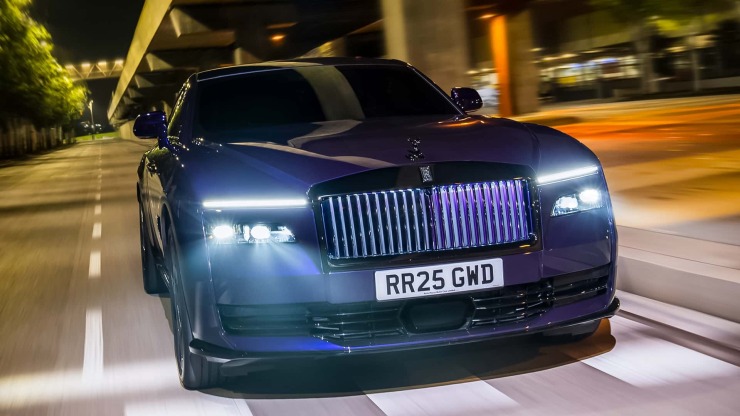 Η πιο γρήγορη Rolls-Royce που έγινε ποτέ είναι ηλεκτρική!