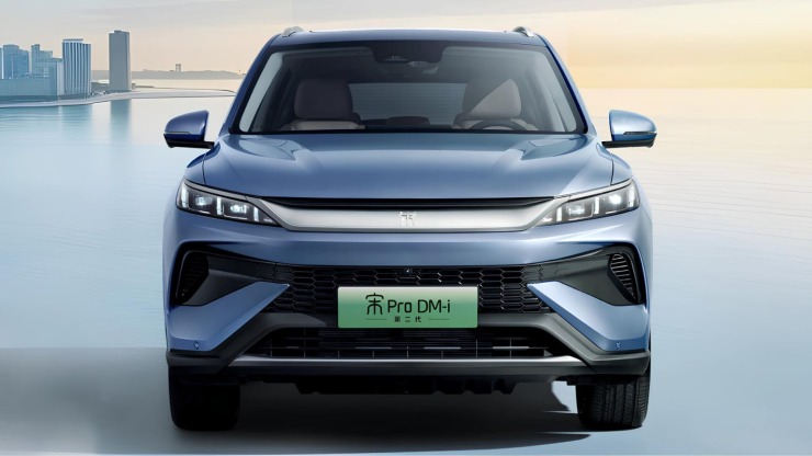 Η BYD λανσάρει το Song Pro DM-i με αυτονομία 1.400 χλμ και τιμή 14.370 ευρώ