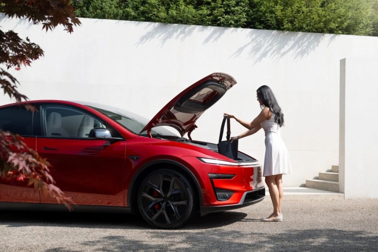 Πόσο μακριά μπορεί να φτάσει το Tesla με 1% φόρτιση; – Το viral θρίλερ μιας οδηγού