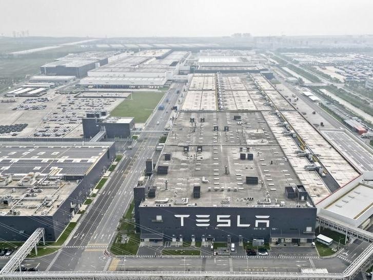 Η Tesla ολοκλήρωσε το δεύτερο εργοστάσιο της στη Σαγκάη