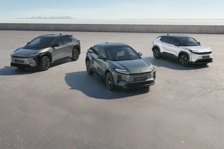 Toyota: "Βουτιά" 49% στα λειτουργικά κέρδη λόγω δασμών
