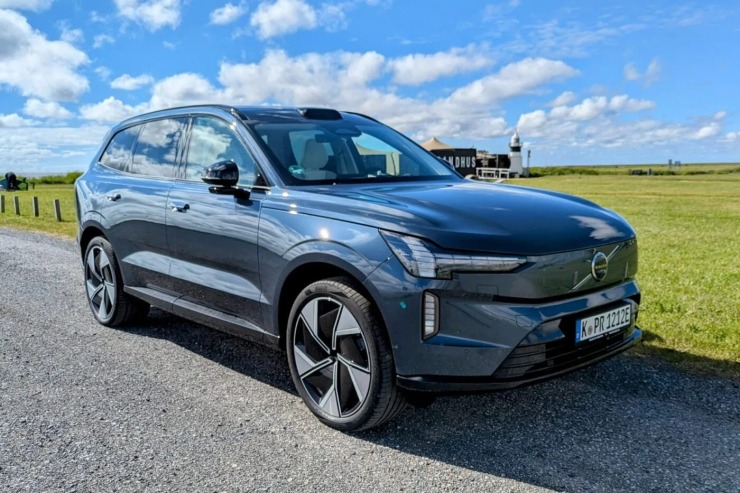 Volvo EX90: Το premium ηλεκτρικό SUV
