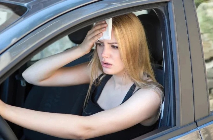Καύσωνας και αυτοκίνητο: Πώς να χρησιμοποιείτε σωστά το κλιματιστικό