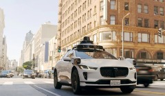 Waymo: Η πολιτική «ανάβει κόκκινο» στα robotaxi