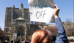 Ανταρσία στο Yale κατά του συμβιβασμού με τον Τραμπ - Η Νομική μπλοκάρει τη συμφωνία