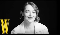 Η Emma Stone φανατική του "RHOSLC", πάγωσε έξω από το δικαστήριο για να δει τη Jen Shah