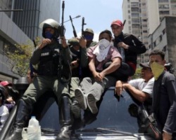 Η εισβολή στη Βενεζουέλα δικαιώνει εμμέσως και την ρωσική εισβολή στην Ουκρανία