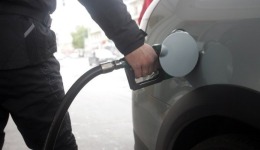 «Άλμα» στις ευρωπαϊκές τιμές ενέργειας - Διψήφια ανατίμηση αμόλυβδης και ντίζελ στην ΕΕ