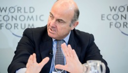 Έκκληση Ντε Γκίντος για σύνεση στα επιτόκια πριν την αποχώρησή του από την ΕΚΤ