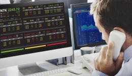 Περιζήτητοι οι traders ενέργειας, καθώς η τεχνητή νοημοσύνη εκτοξεύει το κόστος ρεύματος
