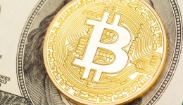 Σε χαμηλό 6μήνου το Bitcoin