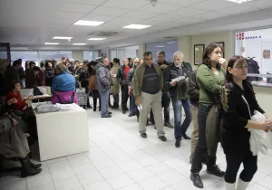 Πάνω από 21.000 φορολογούμενοι έλαβαν ήδη πίσω ποσά που πλήρωσαν άδικα και δεκάδες χιλιάδες περιμένουν τη διαγραφή τους από την ΑΑΔΕ