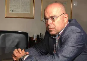 πρόεδρος των συμβολαιογράφων ο Γ. Ρούσκας