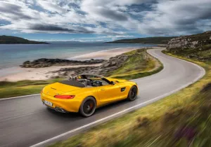 Ήρθε η νέα Mercedes AMG GT S Roadster