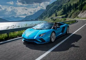 Η νέα Lamborghini Aventador S Roadster