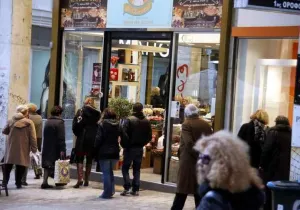 Eurostat: Αύξηση 2,3% στις λιανικές πωλήσεις