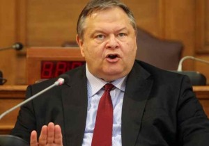 Βενιζέλος επίθεση στην κυβέρνηση 
