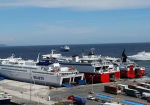 Τρίωρη στάση εργασίας της ΠΕΝΕΝ την Παρασκευή στα πλοία της Ραφήνας