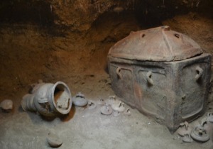 Ιεράπετρα, Θαλαμοειδής τάφος