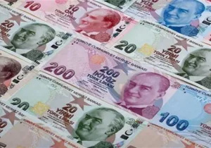 Νέο ιστορικό χαμηλό για την λίρα