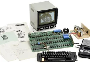 Apple-1