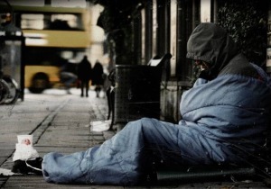 Μειώθηκε το επίπεδο φτώχειας στην Ελλάδα
