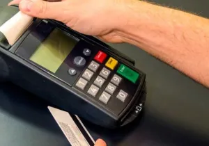 Eλέγχους από το ΣΔΟΕ για τα POS