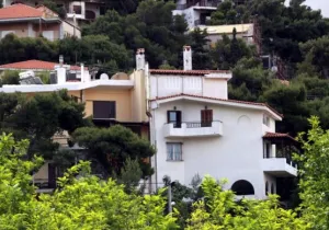 Η απόφαση του Συμβουλίου της Επικρατείας που αλλάζει τα δεδομένα στη φορολογική αντιμετώπιση των μεταβιβάσεων κατοικιών