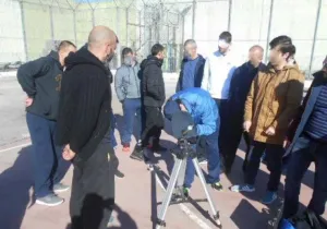 αστεροσκοπείο, επιμόρφωση κρατουμένων