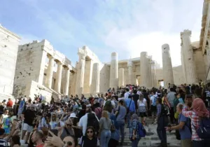 Έσπασε τα ταμεία ο τουρισμός!