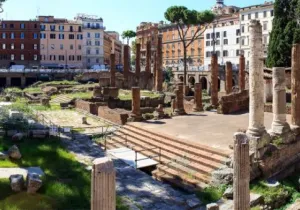 Largo di Torre Argentina