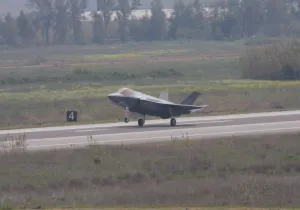 κλοιός στο Αιγαίο με F 35