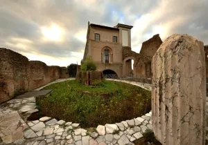 Domus Transitoria