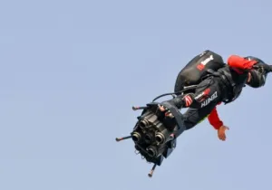 Franky Zapata flyboard