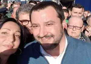 Δήμαρχος φακελώνει εκπαιδευτικούς!