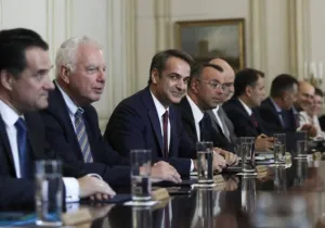 Το αποκαλυπττικό παρασκήνιο για τις κόντρες μεταξύ υπουργών