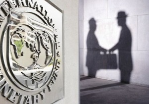 Μείωση της κυκλοφορίας των μετρητών προτείνει το ΔΝΤ