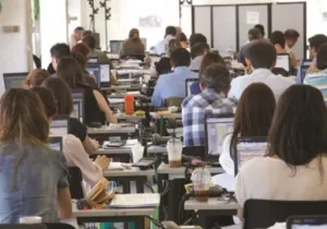 Η Επιθεώρηση Εργασίας πυκνώνει τους αιφνιδιαστικούς ελέγχους στους χώρους εργασίας
