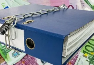 Τι θεωρεί η ΑΑΔΕ πλαστό, εικονικό και ανακριβές φορολογικό στοιχείο και ποιές ποινές επιβάλλονται