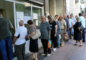 οι συντάξεις θα εκδίδονται όταν ο ΕΦΚΑ πετύχει πλεονάσματα