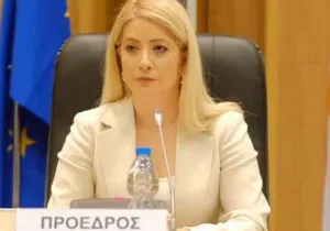 Κύπρος: Η Αννίτα Δημητρίου επανεξελέγη πρόεδρος της Βουλής