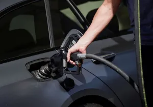 Ιαπωνία: Σε υψηλό 35 ετών η τιμή της βενζίνης