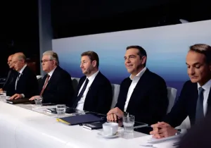 Στη ΝΔ η συνοχή χαλαρώνει, στα κόμματα προς τα αριστερά της το τοπίο είναι υπό διαμόρφωση 