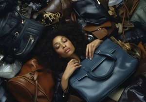 Δέρμα, τσάντες, leather, bags - Image by freepik.com