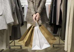 Αυξήθηκε 4,2% ο όγκος των πωλήσεων στο λιανεμπόριο τον Οκτώβριο