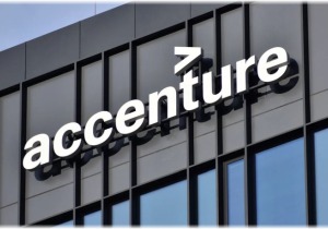 Accenture: "Εξοδος" εργαζομένων που δεν προσαμόζονται στην AI εποχή